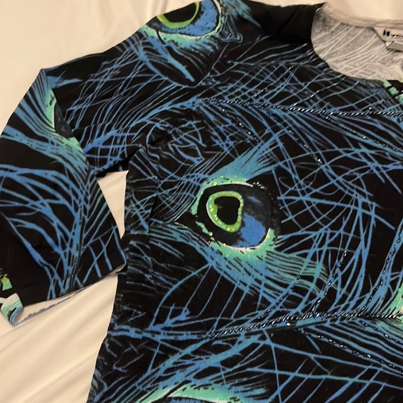 3 for $10*  Peacock and beaded sweater with 3/4 sleeve - Picture 2 of 7